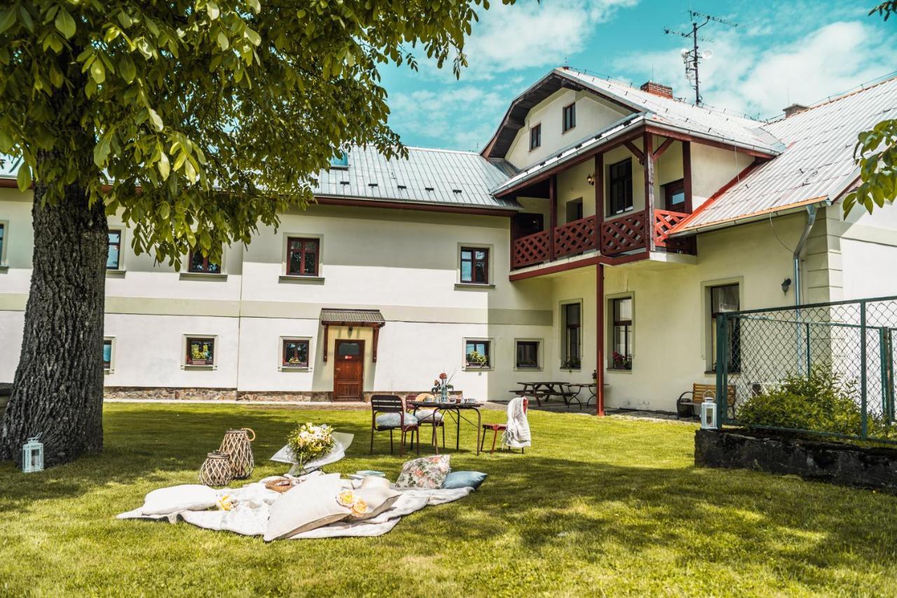 Penzion Apartmany Hetlin Cerniny Exterior foto